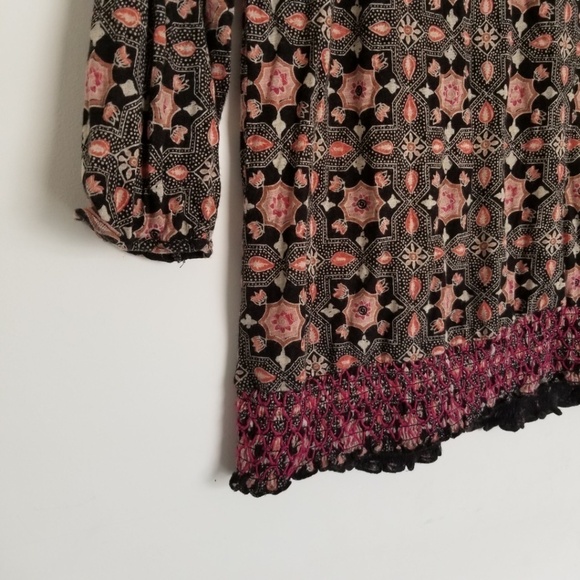 Lucky Brand Patterned Pink and Black Top Sz Small - Picture 4 of 6